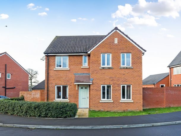 Castle Hedingham, Trowbridge