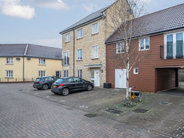 Garston Mead, Frome, BA11 1GE