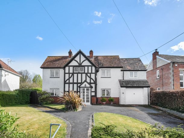 Westbury Road, Bratton, BA13 4TE